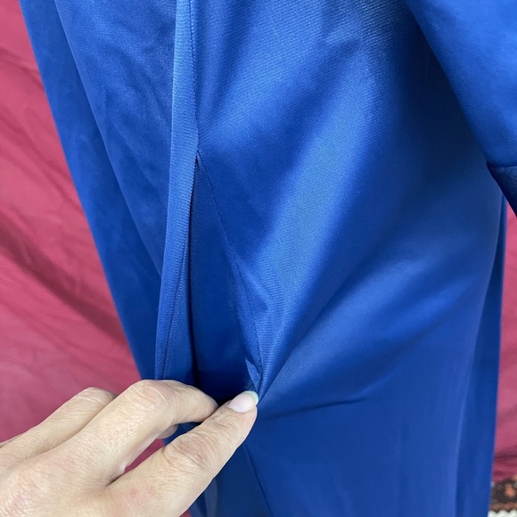 Vintage 1970’s Vanity Fair Navy applique house coat robe with pocket size medium - Picture 6 of 10